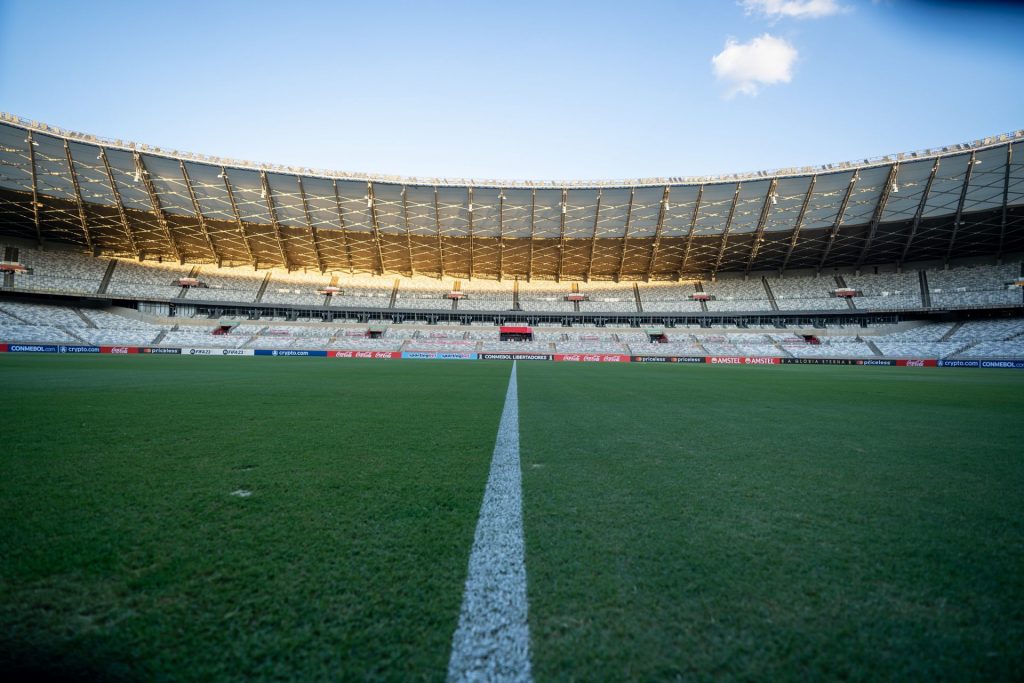 Atlético é multado por infrações em jogo da Copa Sul-Americana