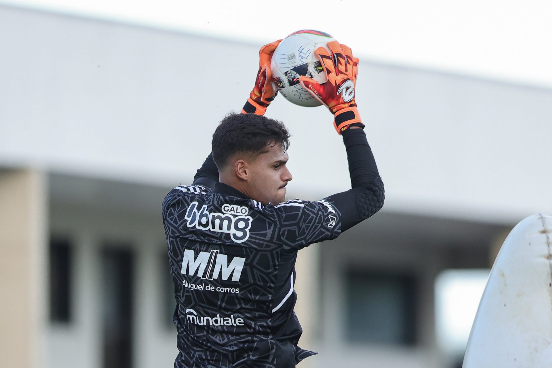 Galo escalado com duas mudanças para enfrentar o São Paulo Galo escalado com duas mudanças para enfrentar o São Paulo