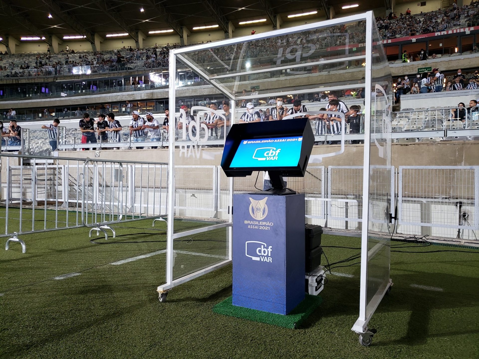 VAR VAR