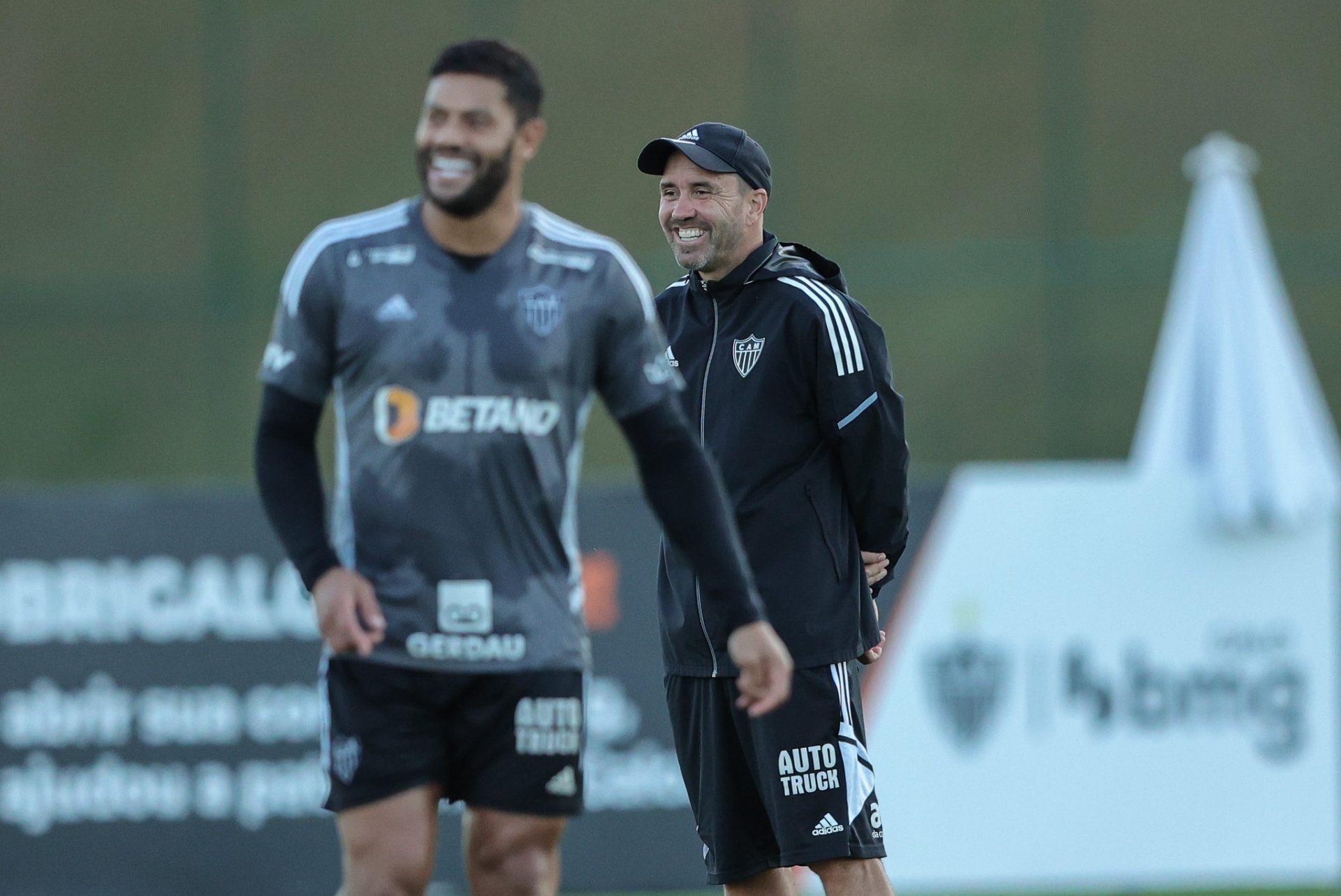 HULK E CHACHO