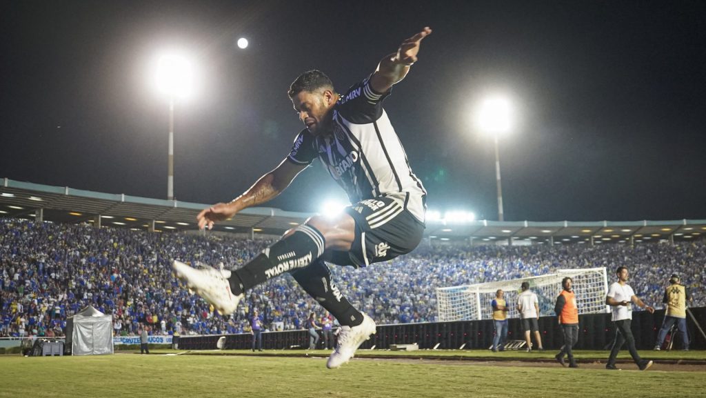 Chute de Hulk em gol pelo Galo fica perto de bater recorde mundial