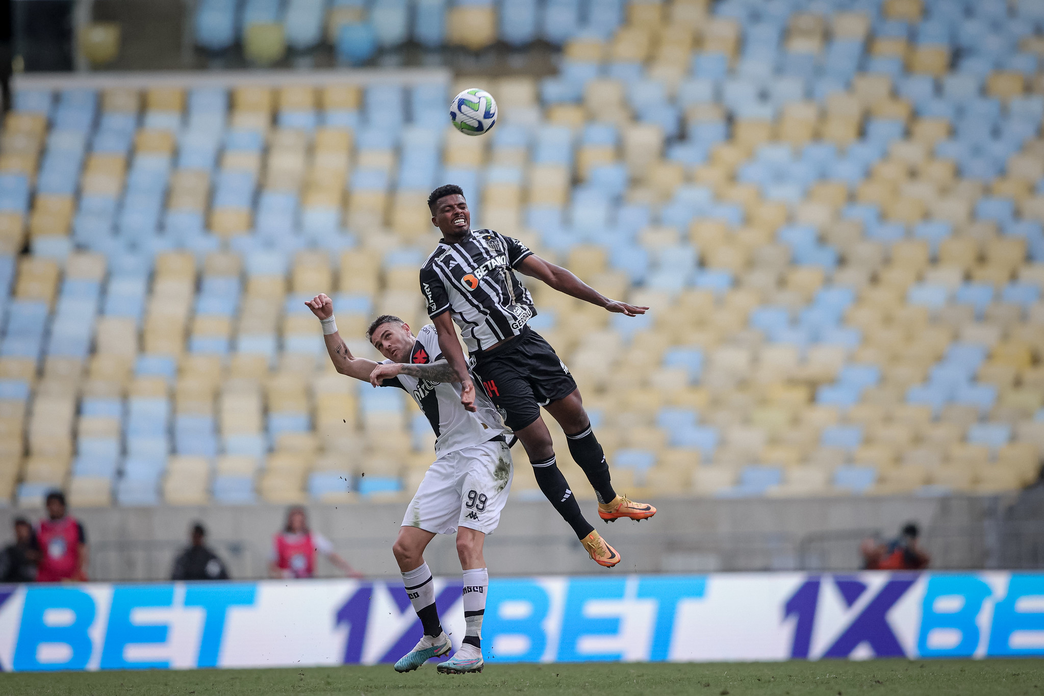 Vasco quer jogar no Maracanã contra o Atlético-MG e faz pedido