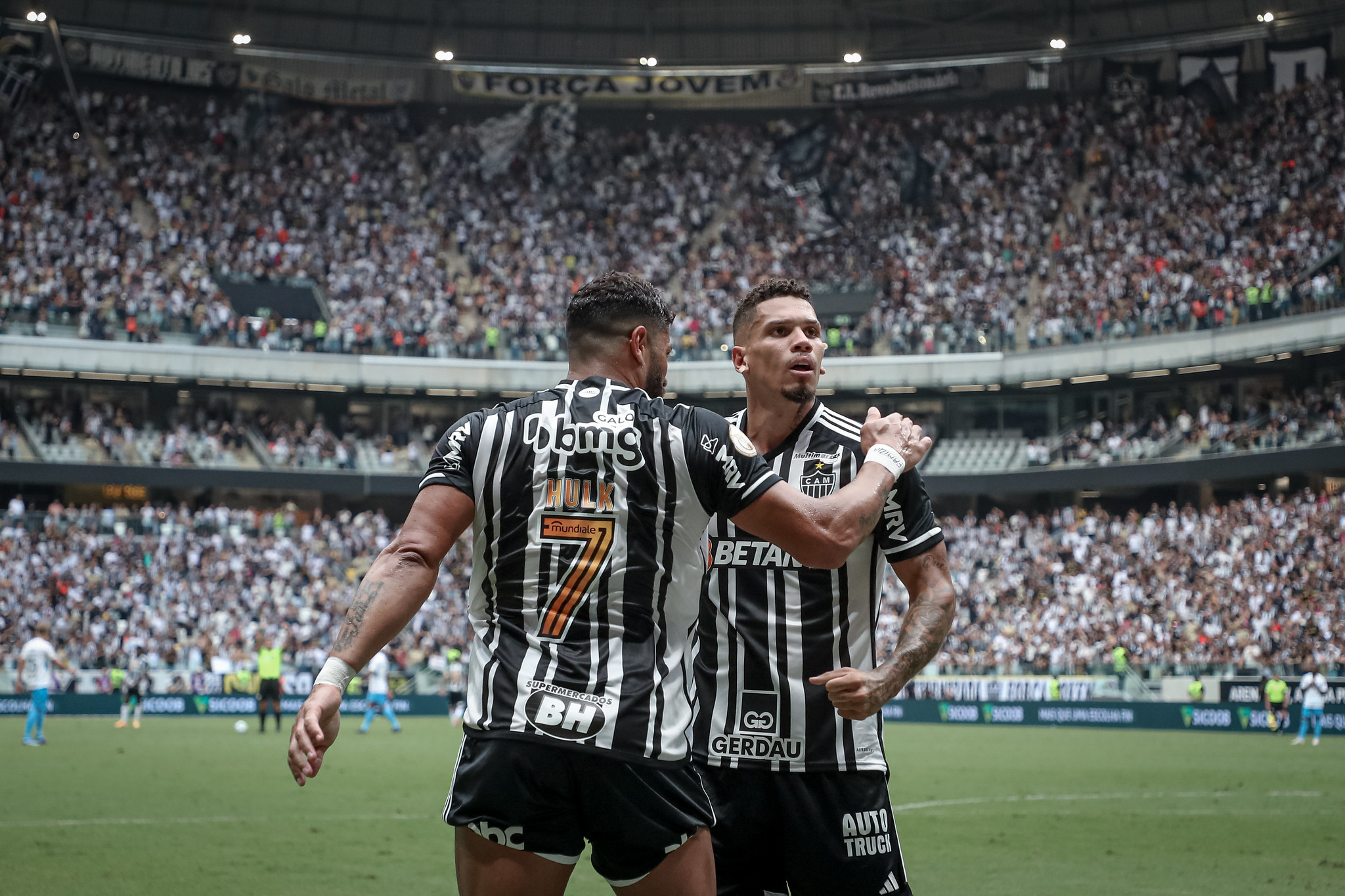 Jogo do Galo teve briga no vestiário da Arena MRV; zagueiro passou