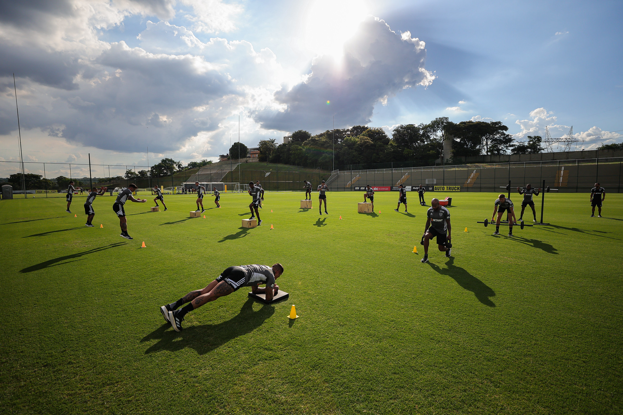 TREINO