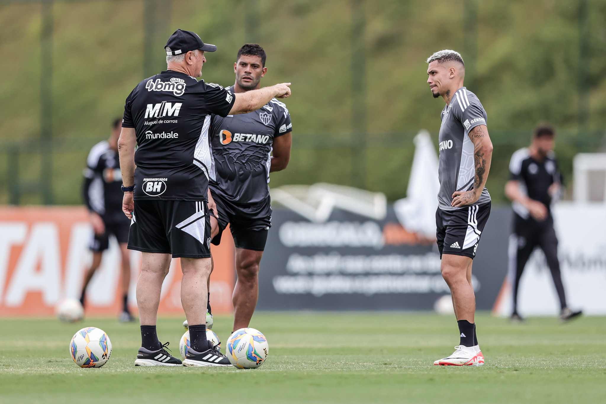 FELIPÃO, HULK E PAULINHO FELIPÃO, HULK E PAULINHO