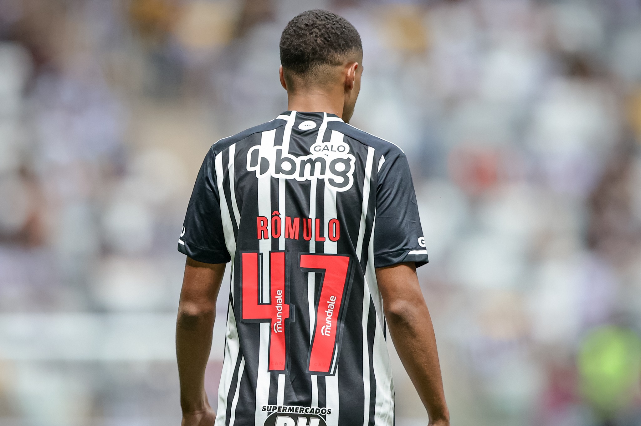 Estudo coloca zagueiro do Atlético entre os melhores da América do Sul