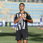 Lucas Louback, em ação pelo Galinho sub-20 (Foto: Daniela Veiga / Atlético)