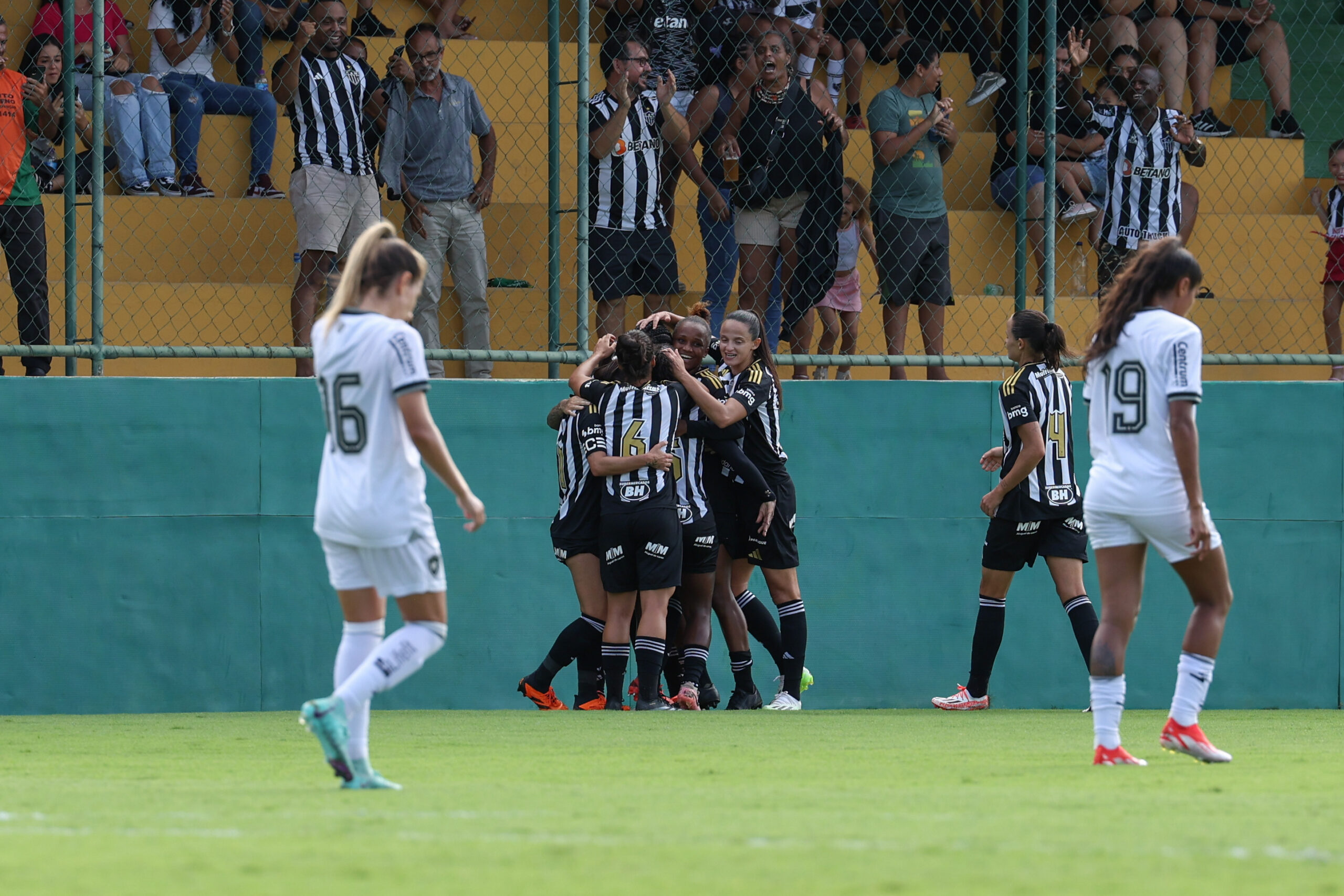 54462628818_27d0ec515a_3k Vingadoras empataram com o Botafogo em Contagem (Foto: Daniela Veiga / Atlético)