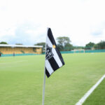 Bandeira do Galo na Arena Gregorão (Foto: Daniela Veiga / Atlético)