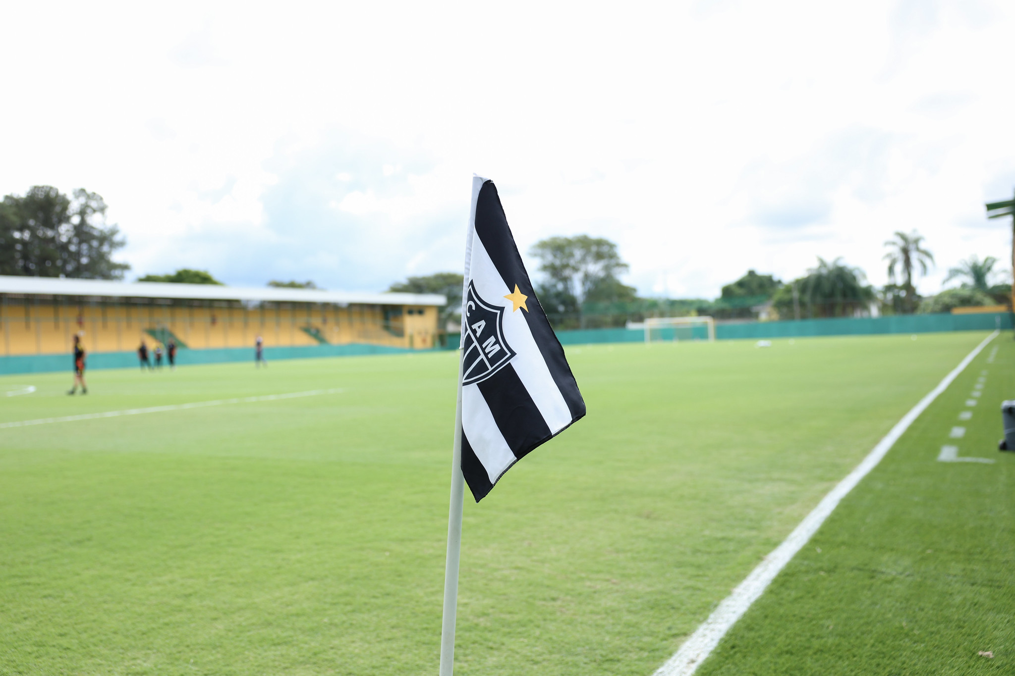 54462810351_5d5fac96e4_k Bandeira do Galo na Arena Gregorão (Foto: Daniela Veiga / Atlético)