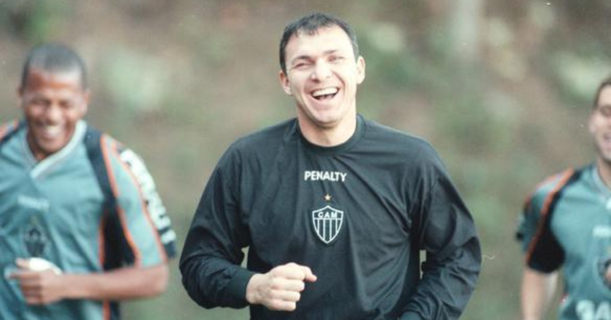 Ex-goleiro do Atlético dispara contra o Cruzeiro
