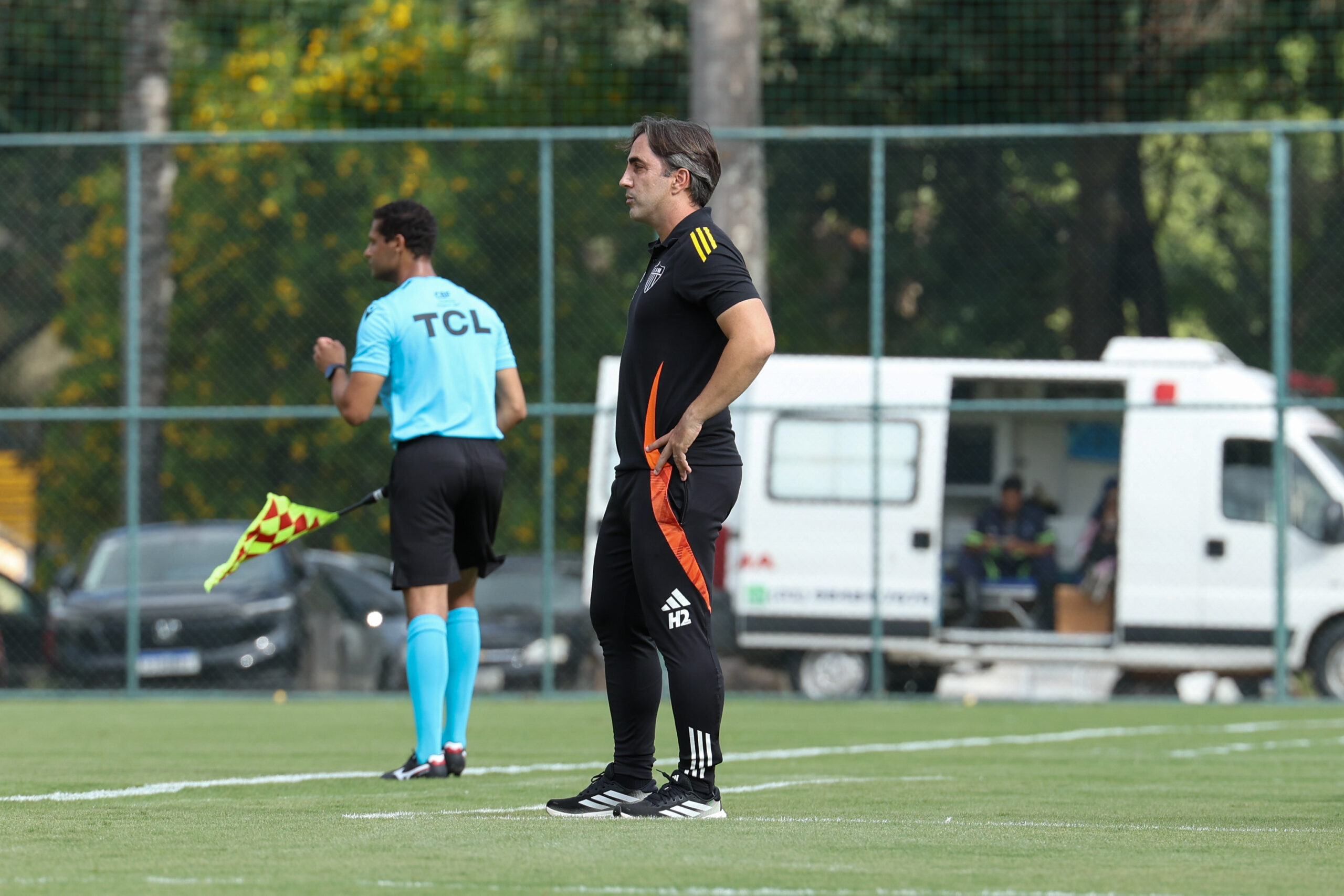 Leandro Zago, técnico do Galinho (Foto: Daniela Veiga / Atlético)