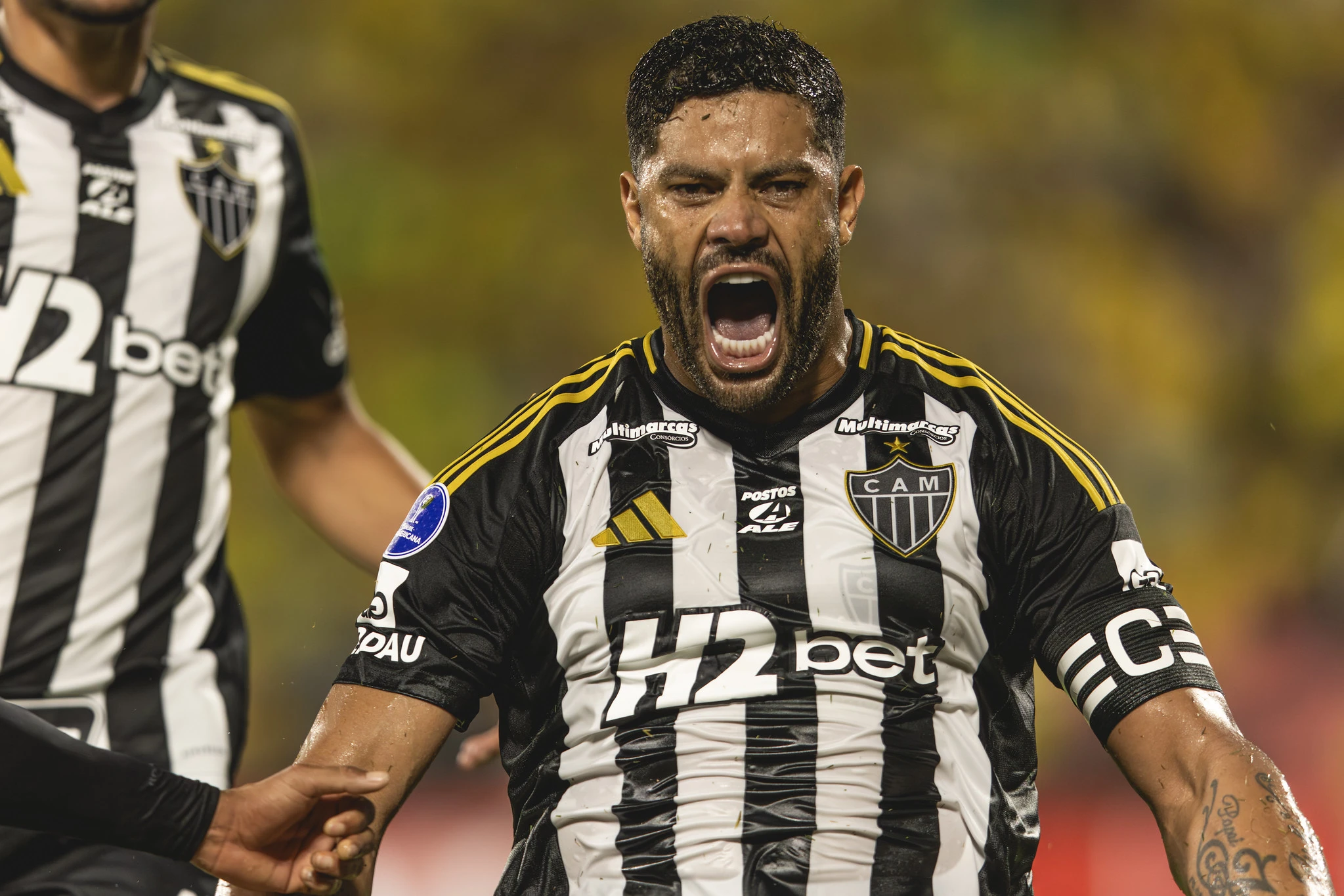 Com gol de Hulk, Atlético vence fora de casa e larga na frente na Sul-Americana