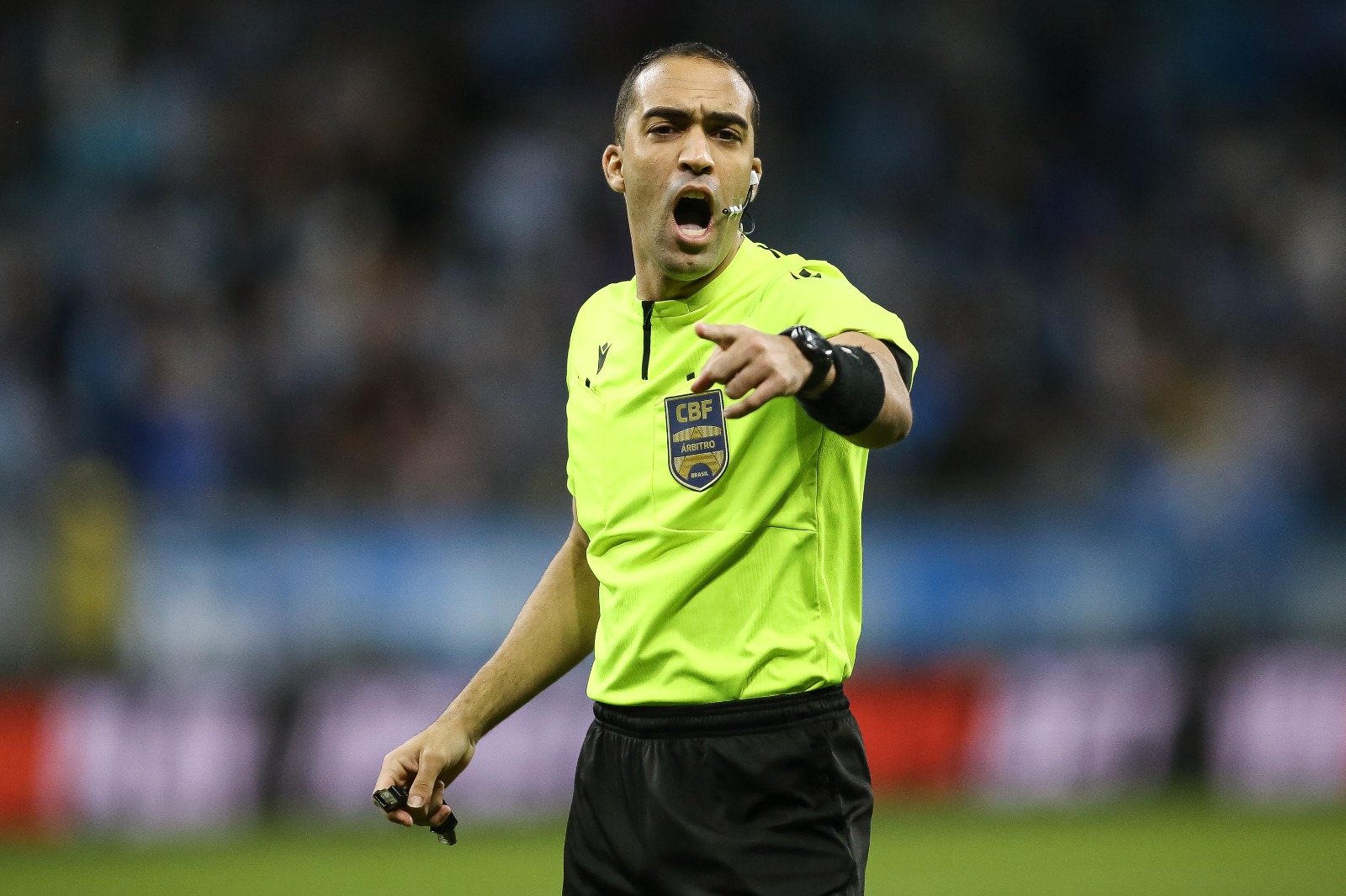Davi-Lacerda-arbitro-Internacional-x-Flamengo