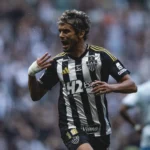Scarpa chega a 10 assistências na temporada e se consolida como 'garçom' do Atlético