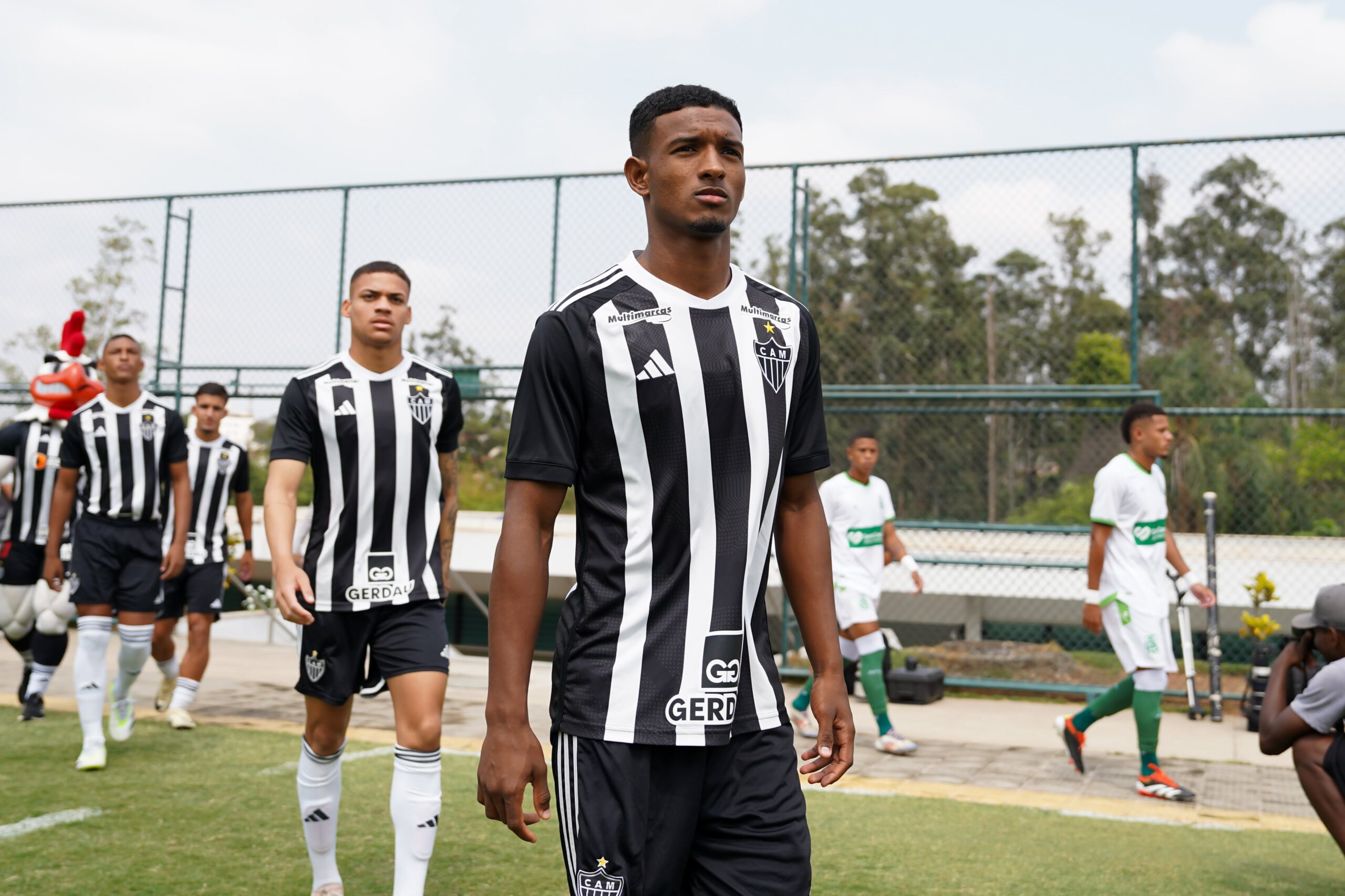 Victor Hugo, ou Vitinho, agora é ex-jogador do Atlético (Foto: Daniela Veiga / Atlético)