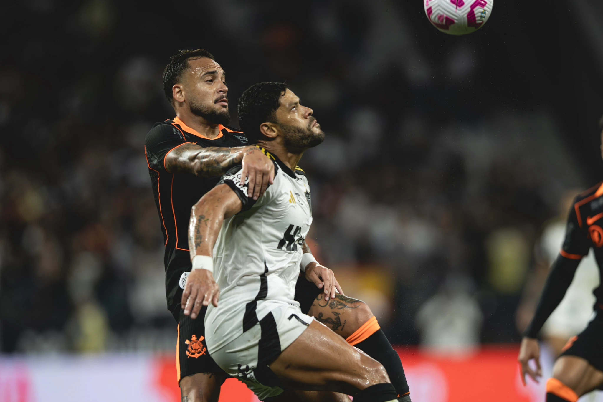 Atlético pressiona no fim, mas perde para o Corinthians na Neo Química Arena