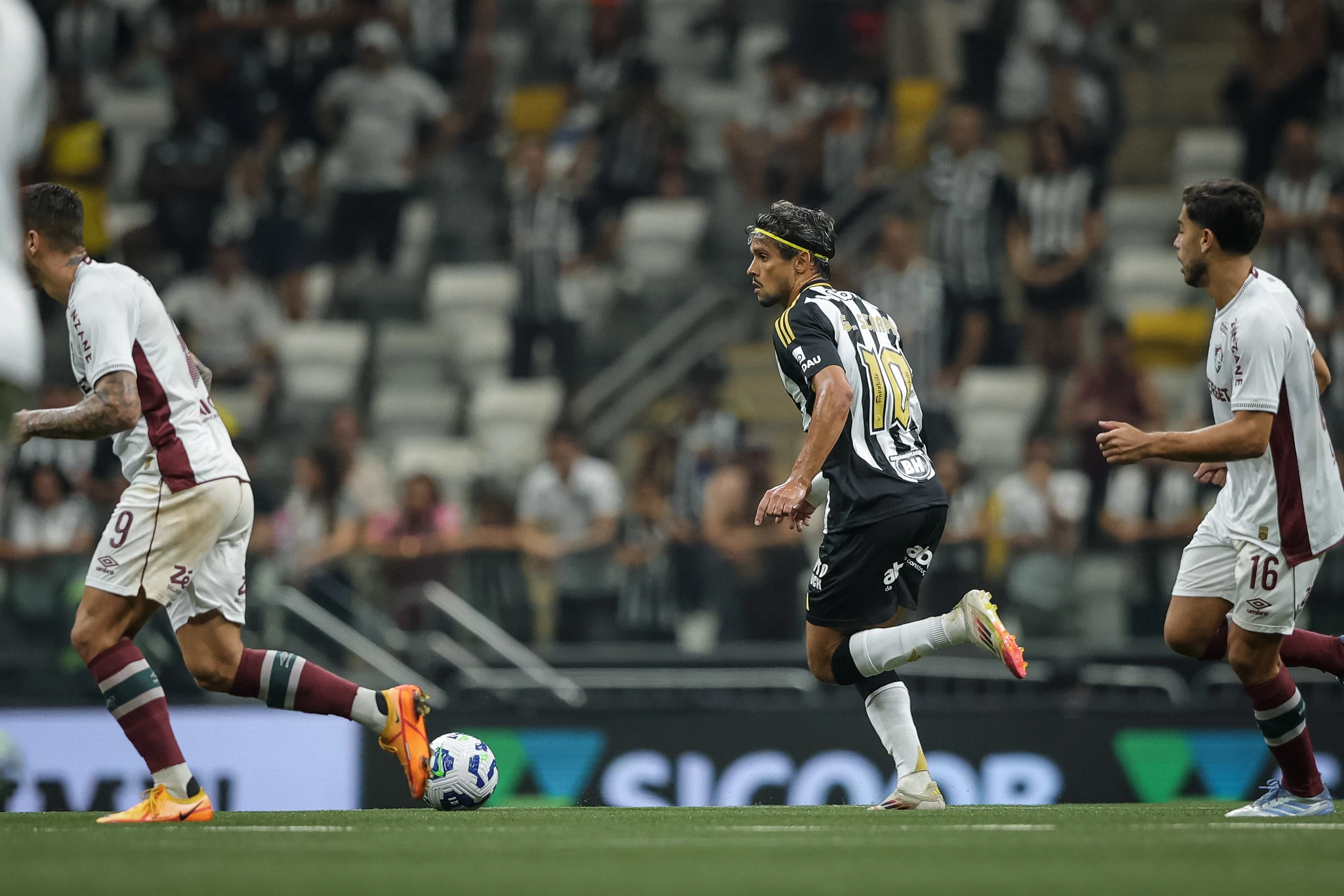 Fluminense x Atlético: possíveis escalações, estatísticas, arbitragem e curiosidades sobre o duelo