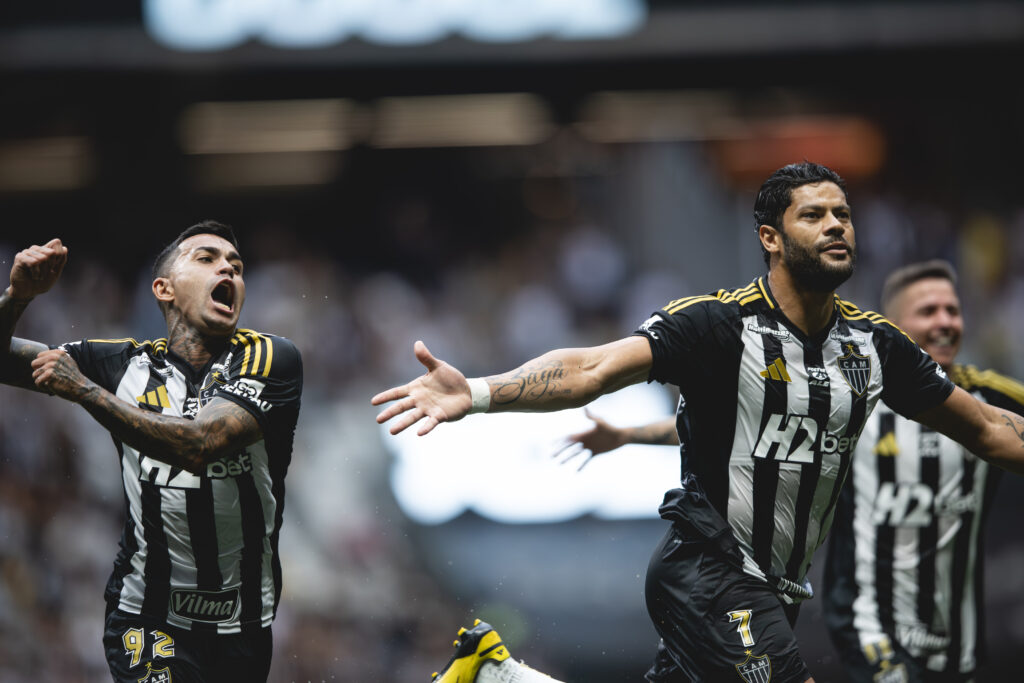 Hulk Paraíba e Dudu (Foto: Pedro Souza / Atlético