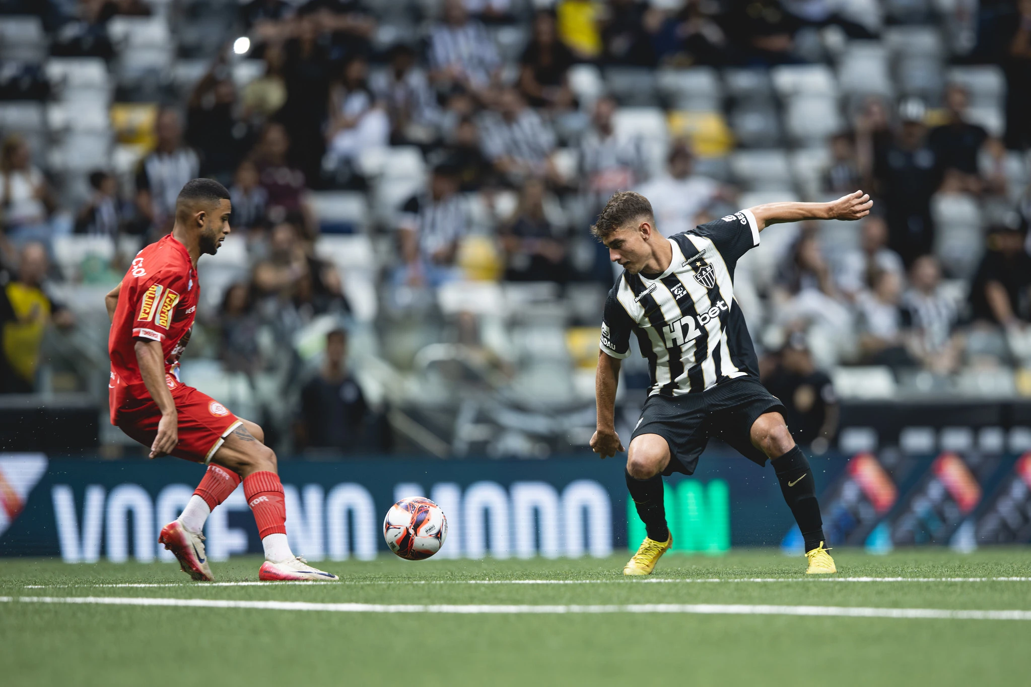 Com um a mais e falhas nas finalizações mantêm o Atlético no zero a zero contra o Tombense