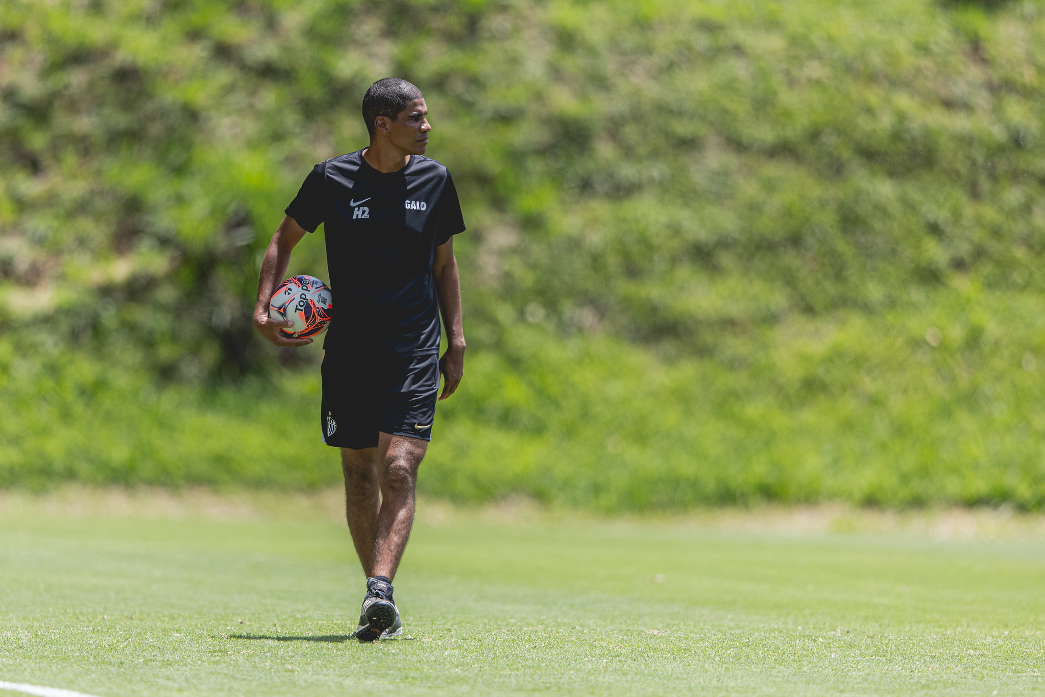 Leonardo Silva, na Cidade do Galo (Foto: Pedro Souza / Atlético)