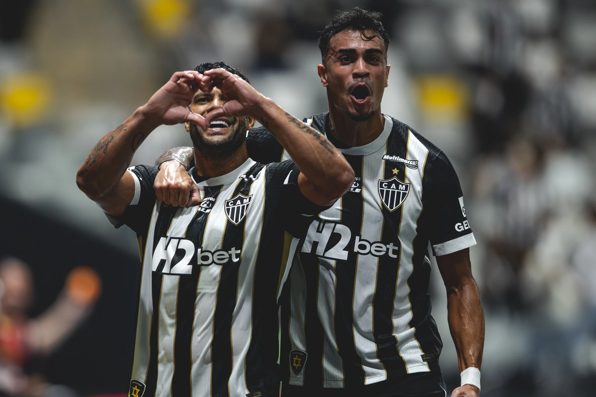Com 137 gols, Hulk fica a dois do recorde de Guilherme
