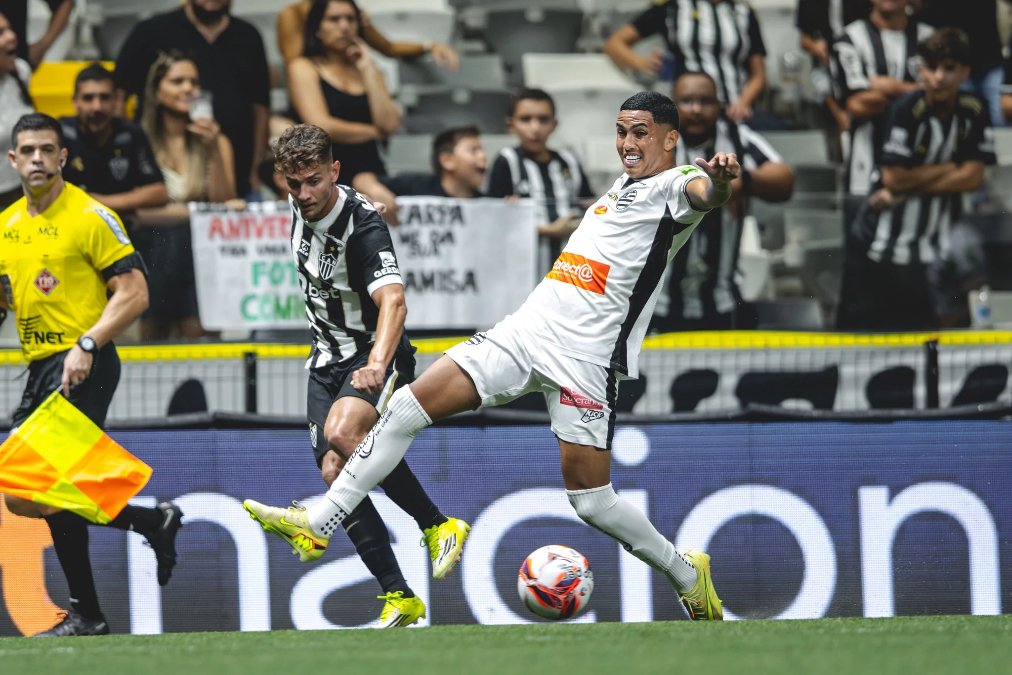 Atlético "perde controle" no segundo tempo e fica no empate com o Athletic