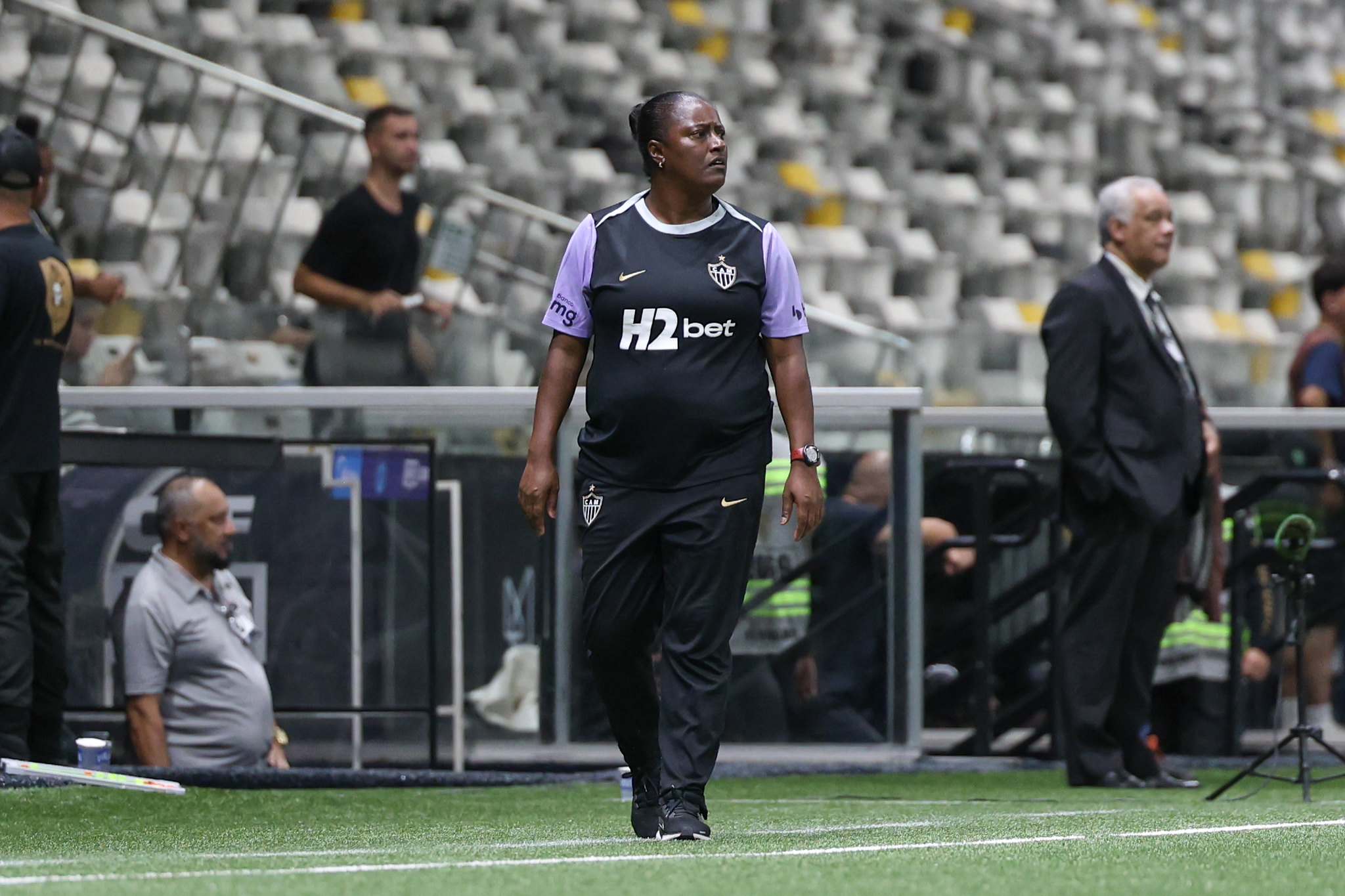 Fabiana Guedes, treinadora das Vingadoras (Fotos: Daniela Veiga / Atlético)