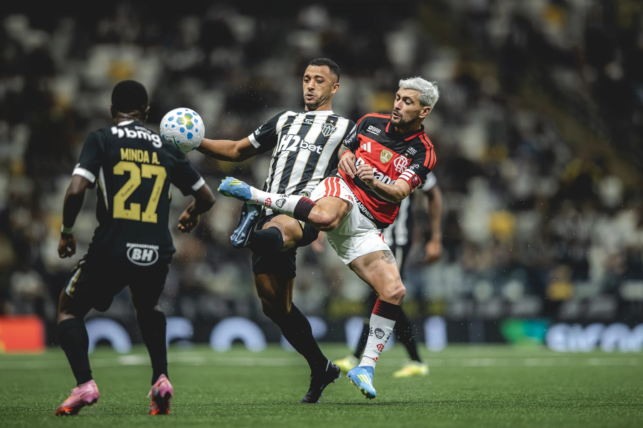 Atlético dá vexame e é goleado pelo Flamengo na Arena MRV; Confira