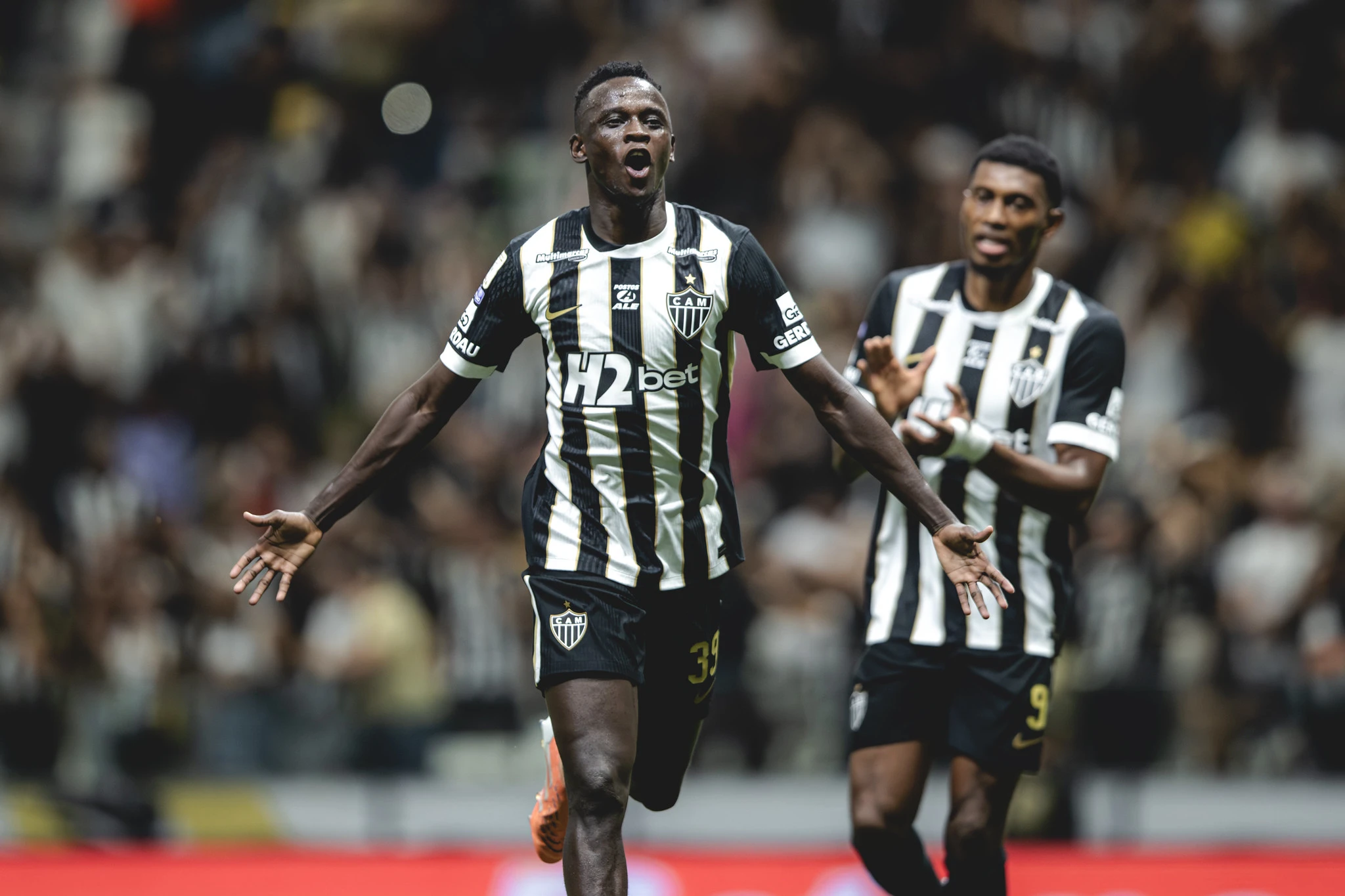 Atlético faz dever de casa, vence o Mirassol e encosta no G-6