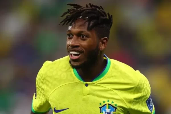 Após 13 anos na Europa, volante Fred acerta com o Atlético; Confira 