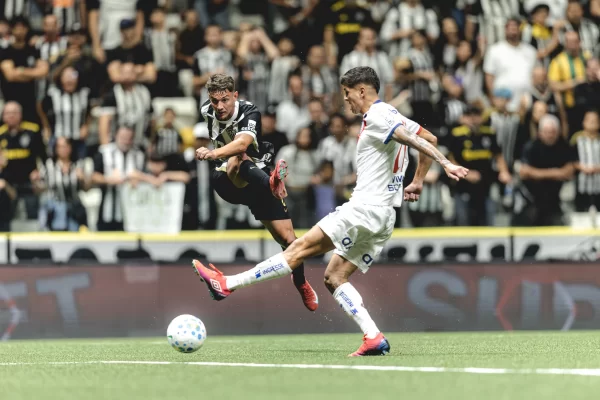 Atlético repete a falta de repertório ofensivo e empata com o Bahia no retorno do Brasileirão.
