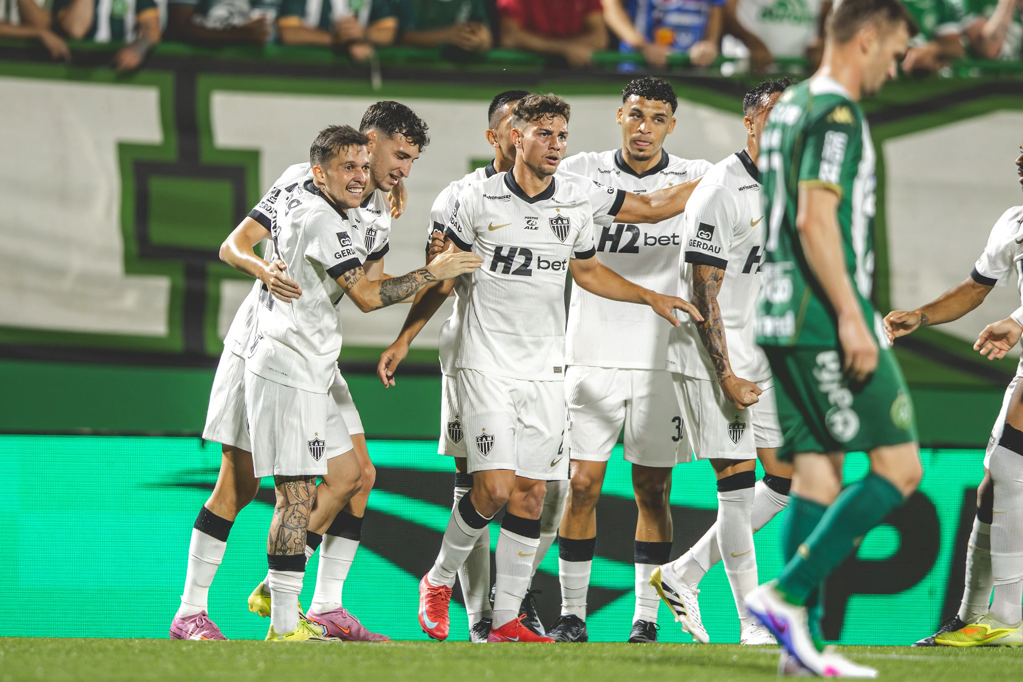 Atlético x Chapecoense: prováveis times, desfalques, retornos e tudo sobre o duelo da 28ª rodada do Brasileirão