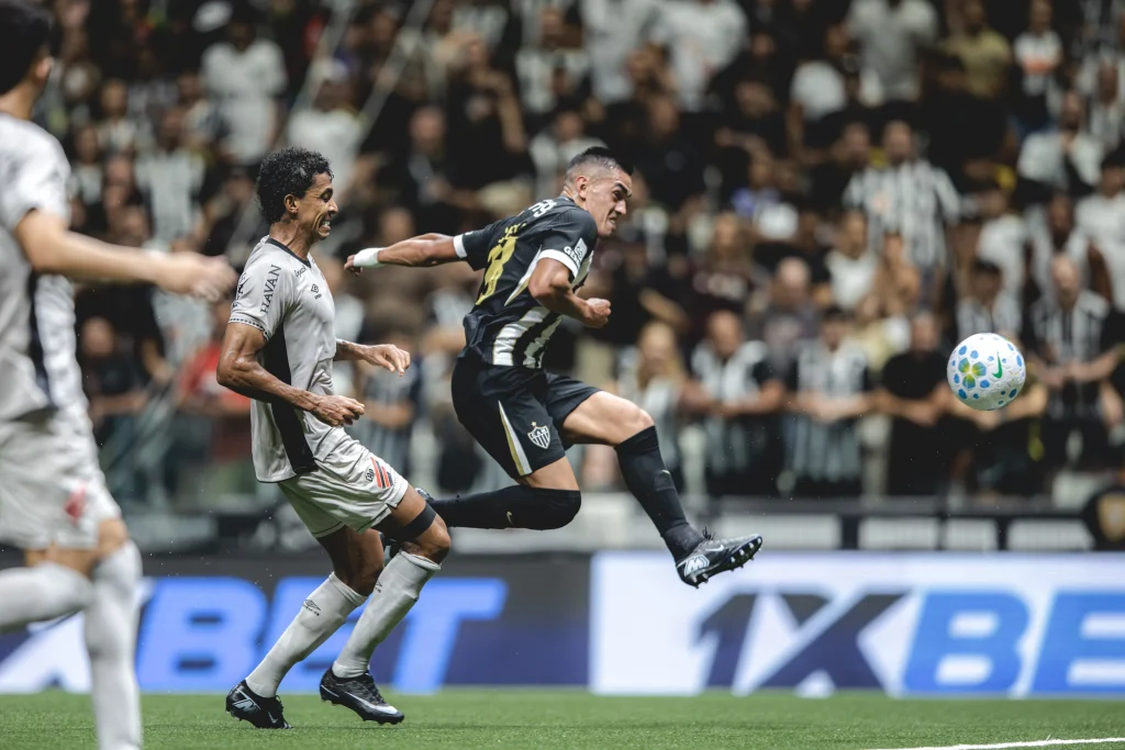 Athletico-PR x Atlético: prováveis times, desfalques, arbitragem e onde assistir