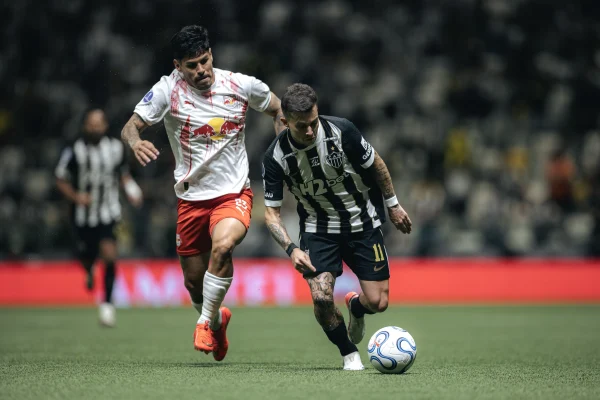 Atlético x Bragantino: prováveis times, desfalques, arbitragem e onde assistir o duelo atrasado, válido pela 21ª rodada do Brasileirão
