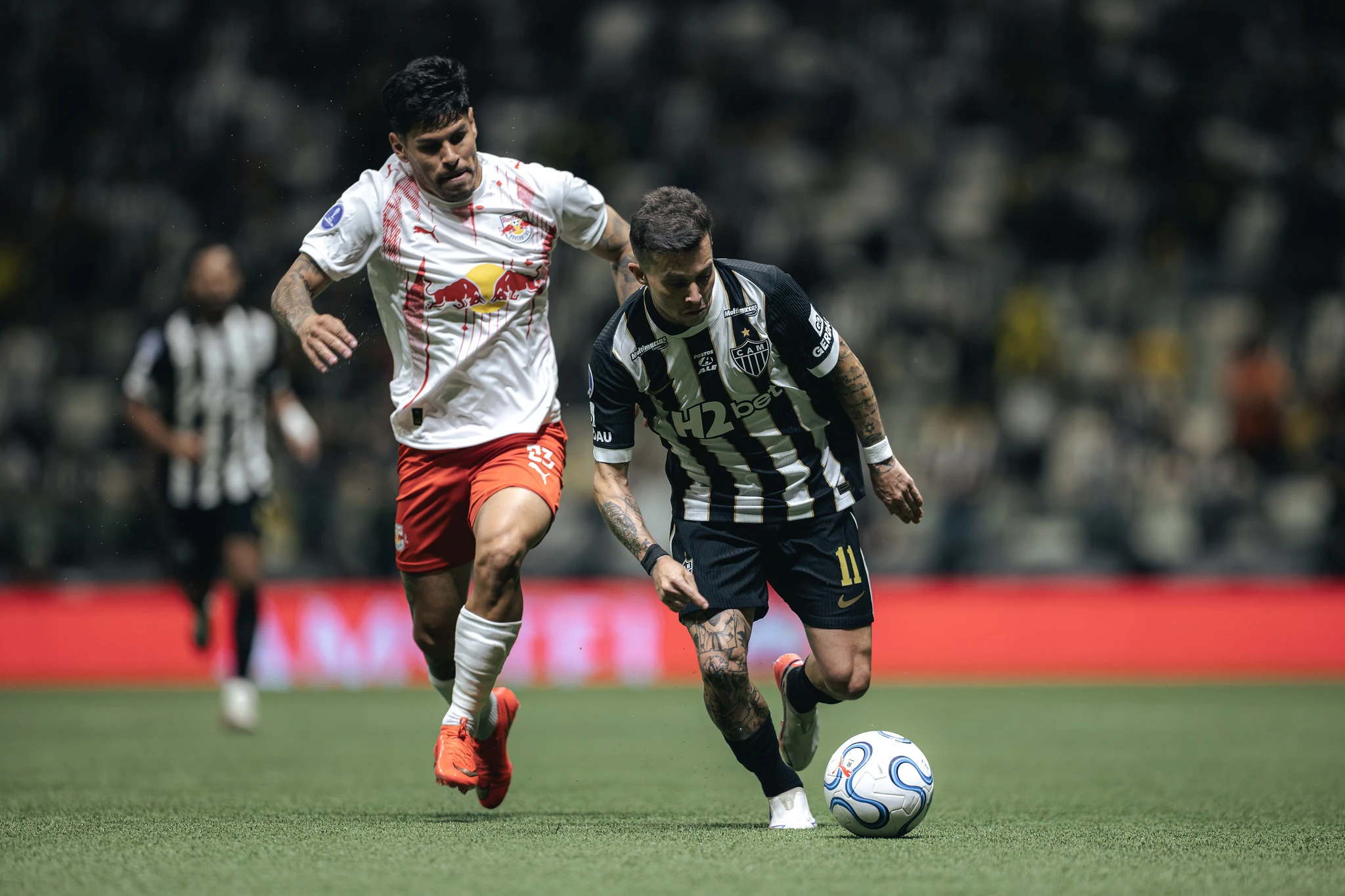 Atlético x Bragantino: prováveis times, desfalques, arbitragem e onde assistir o duelo atrasado, válido pela 21ª rodada do Brasileirão